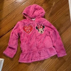 Excellent condition Minnie Pink faux fur zipper jacket with hood! Size 6